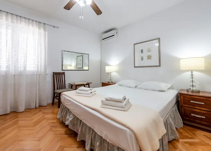 View Port * Dubrovník